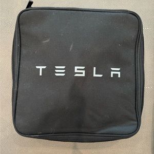 Tesla Mobile Connector